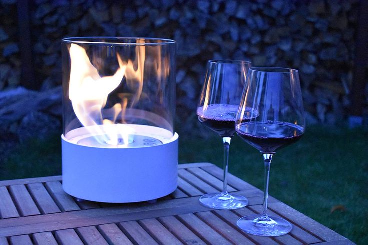 Bioethanol-Tischkamin outdoor: Glaszylinder lohnt sich draußen oft mehr als „clean“ 2 GLOW FIRE Ethanol Tischkamin Emma rund stilvolles Tischfeuer Outdoor Indoor mit Langer Brenndauer und TUV Zertifikat Deko Kamin fur Tisch Garten oder Balkon 27x205 cm Weis